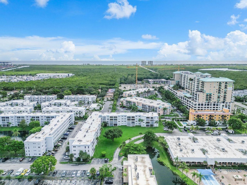 THE DANIANS - Residential