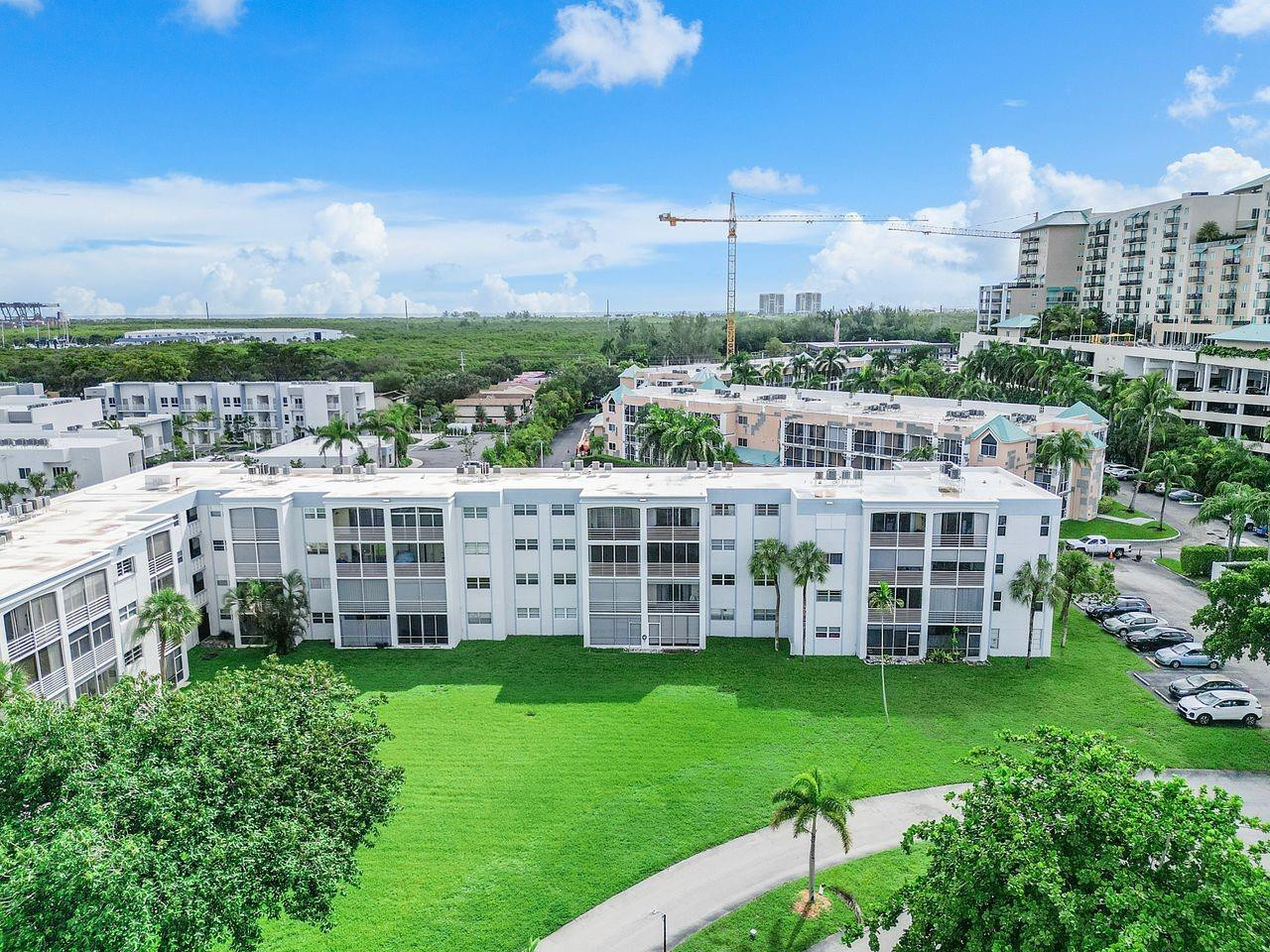 THE DANIANS - Residential