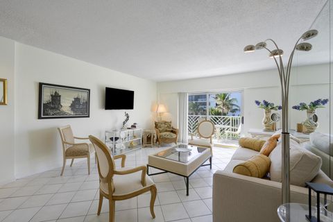Condominium in Palm Beach FL 170 Ocean Boulevard Blvd 13.jpg