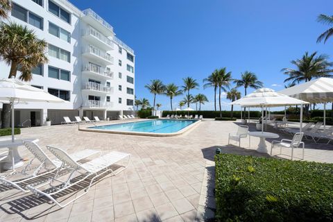 Condominium in Palm Beach FL 170 Ocean Boulevard Blvd 5.jpg