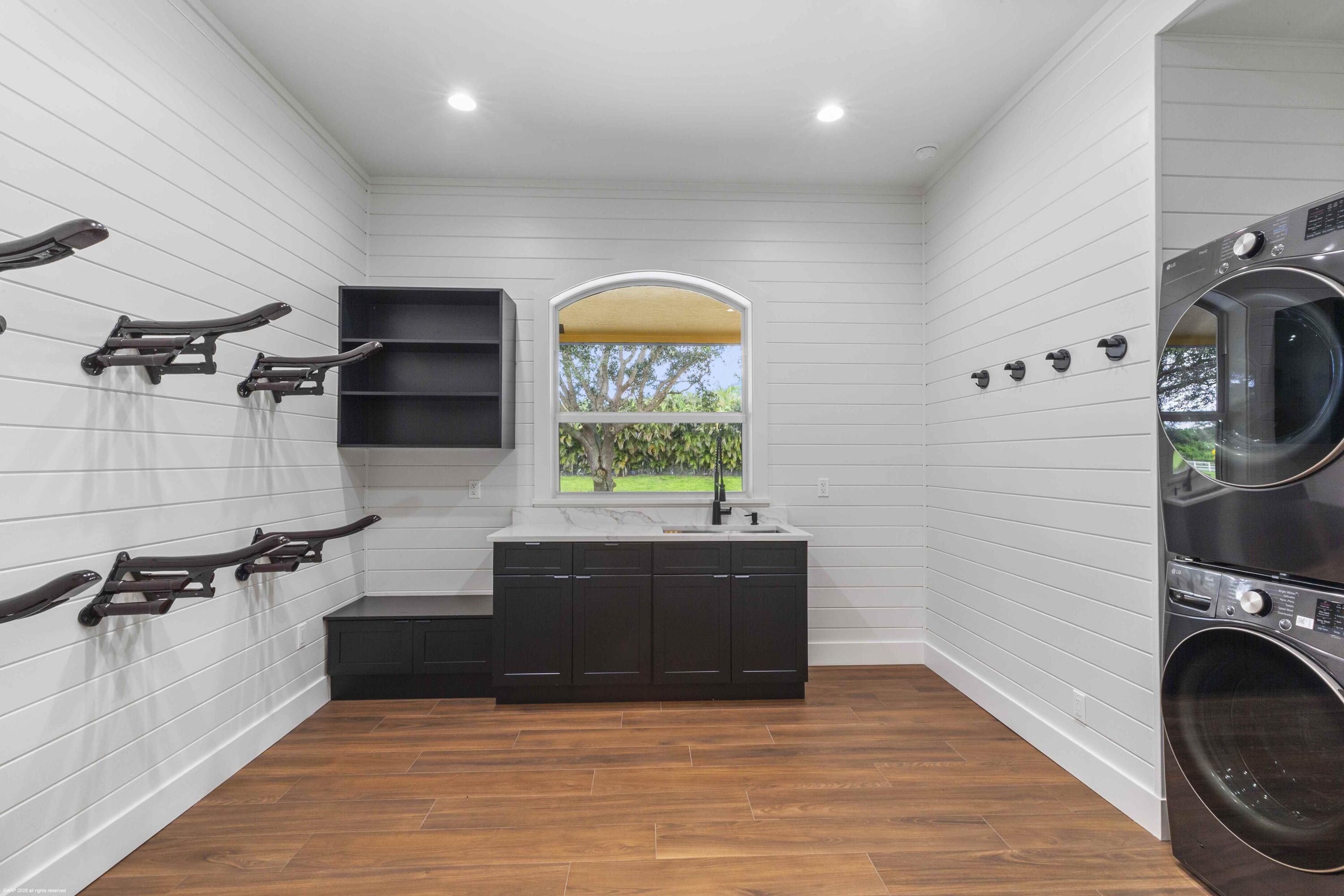 PALM BEACH POINT EAST - Residential Lease