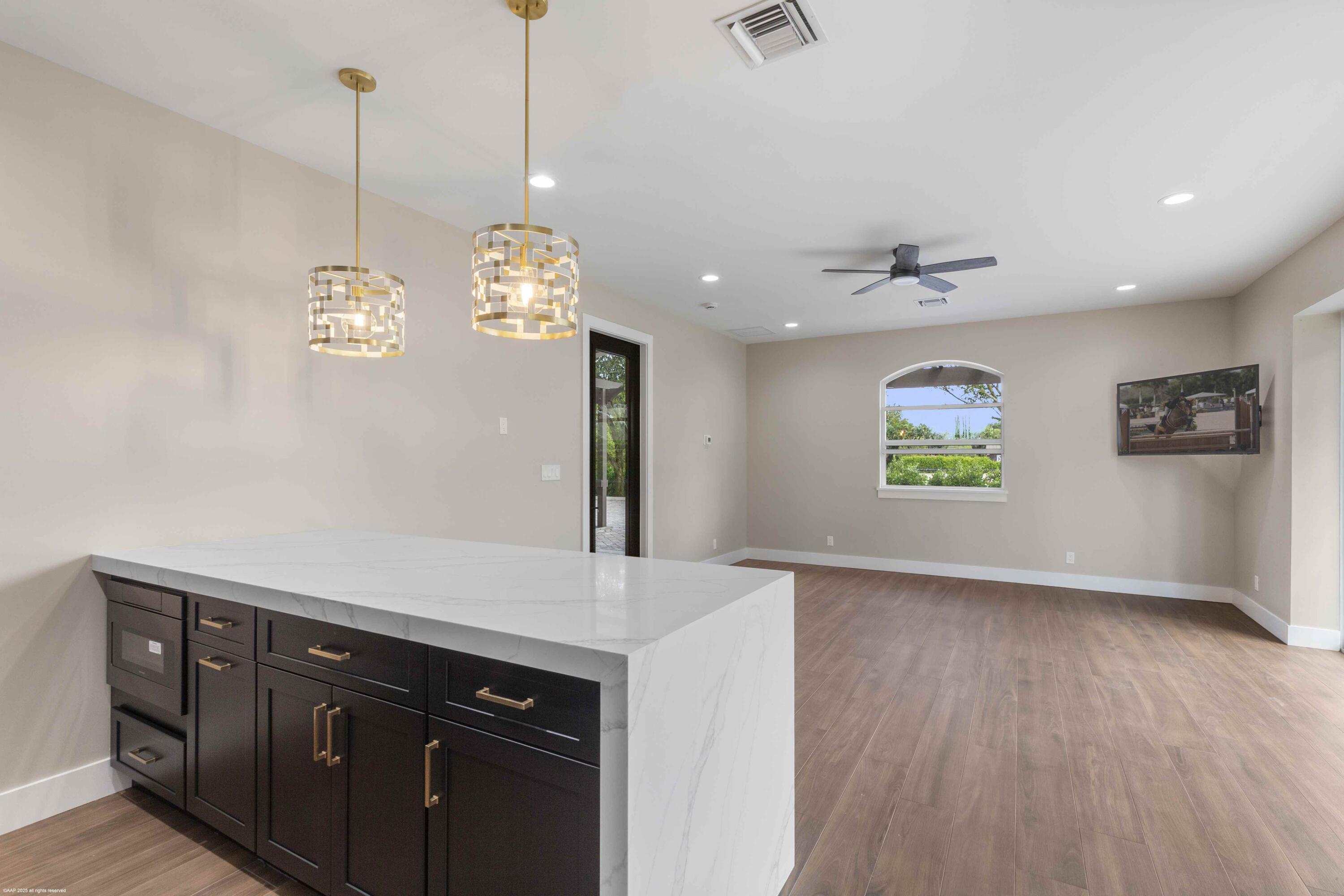 PALM BEACH POINT EAST - Residential Lease