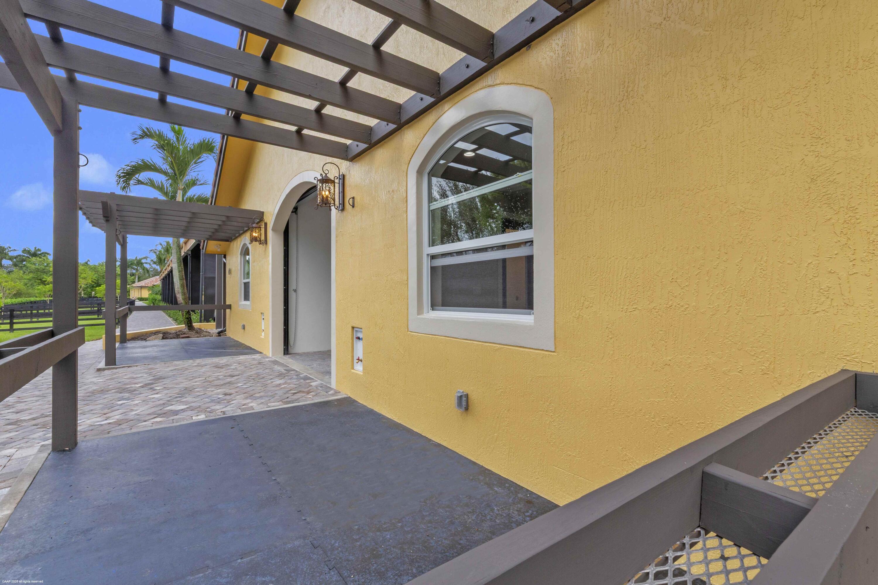 PALM BEACH POINT EAST - Residential Lease