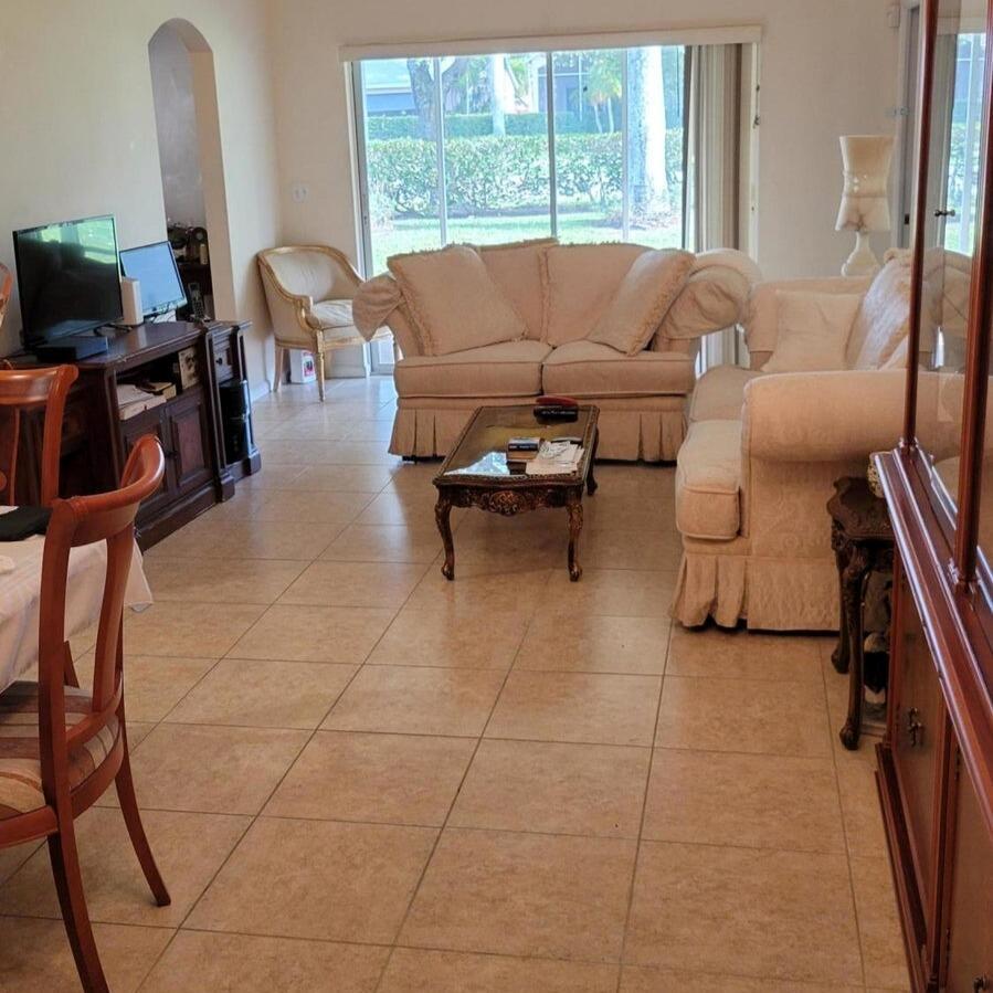 WELLINGTONS EDGE - Residential Lease