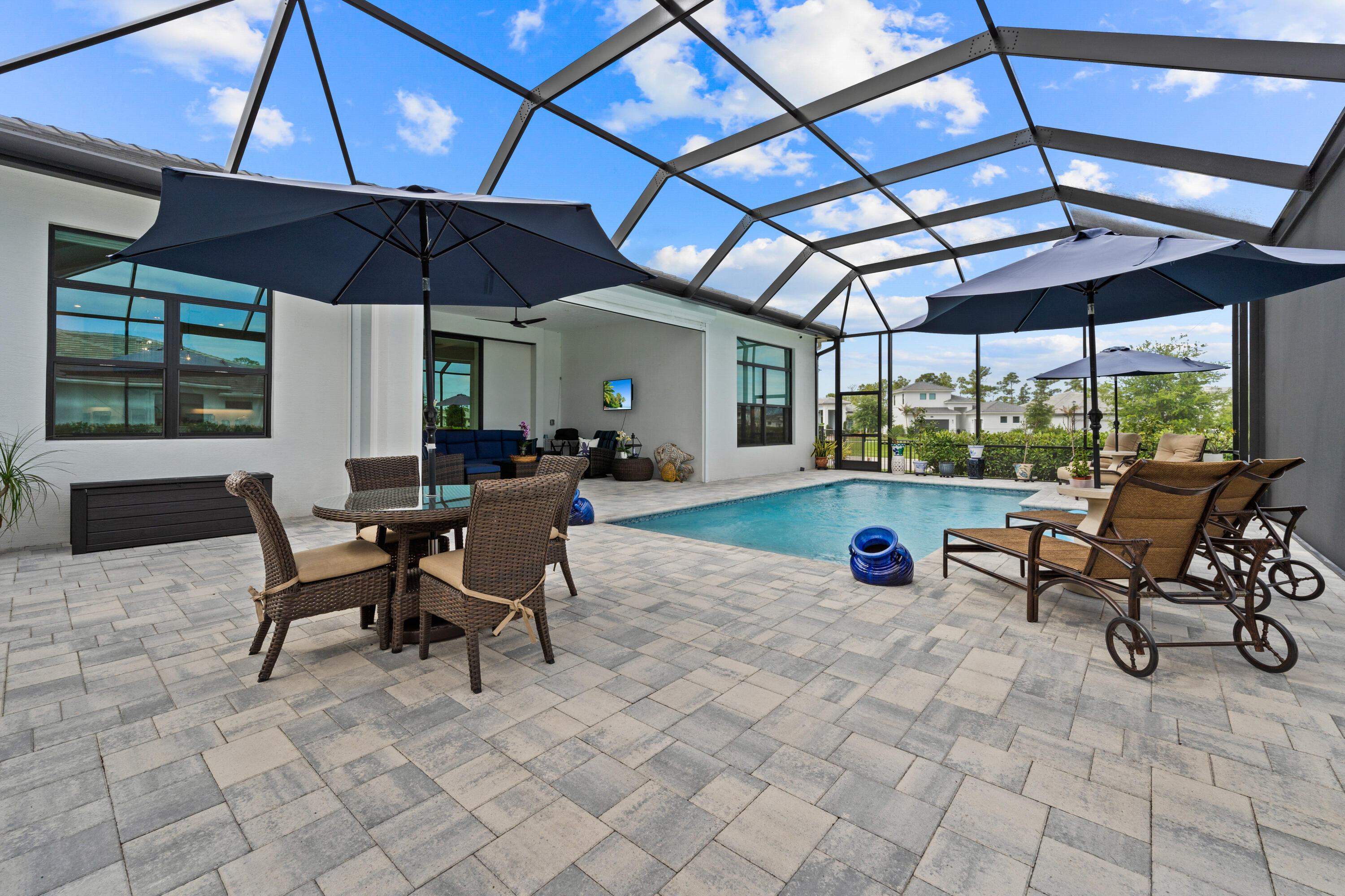 VERANDA ESTATES PHASE 1 - Residential
