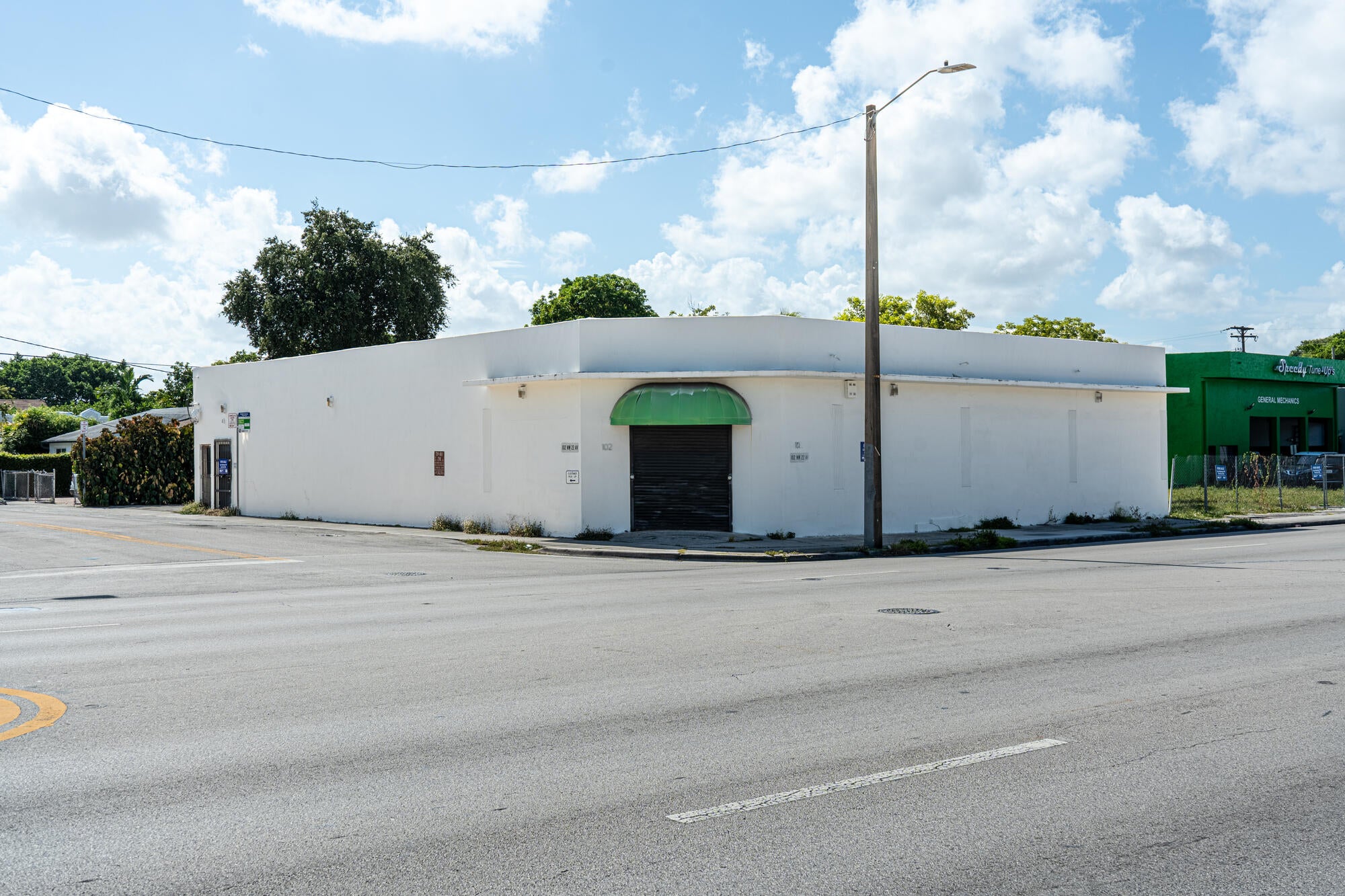 102 NW 22ND Avenue