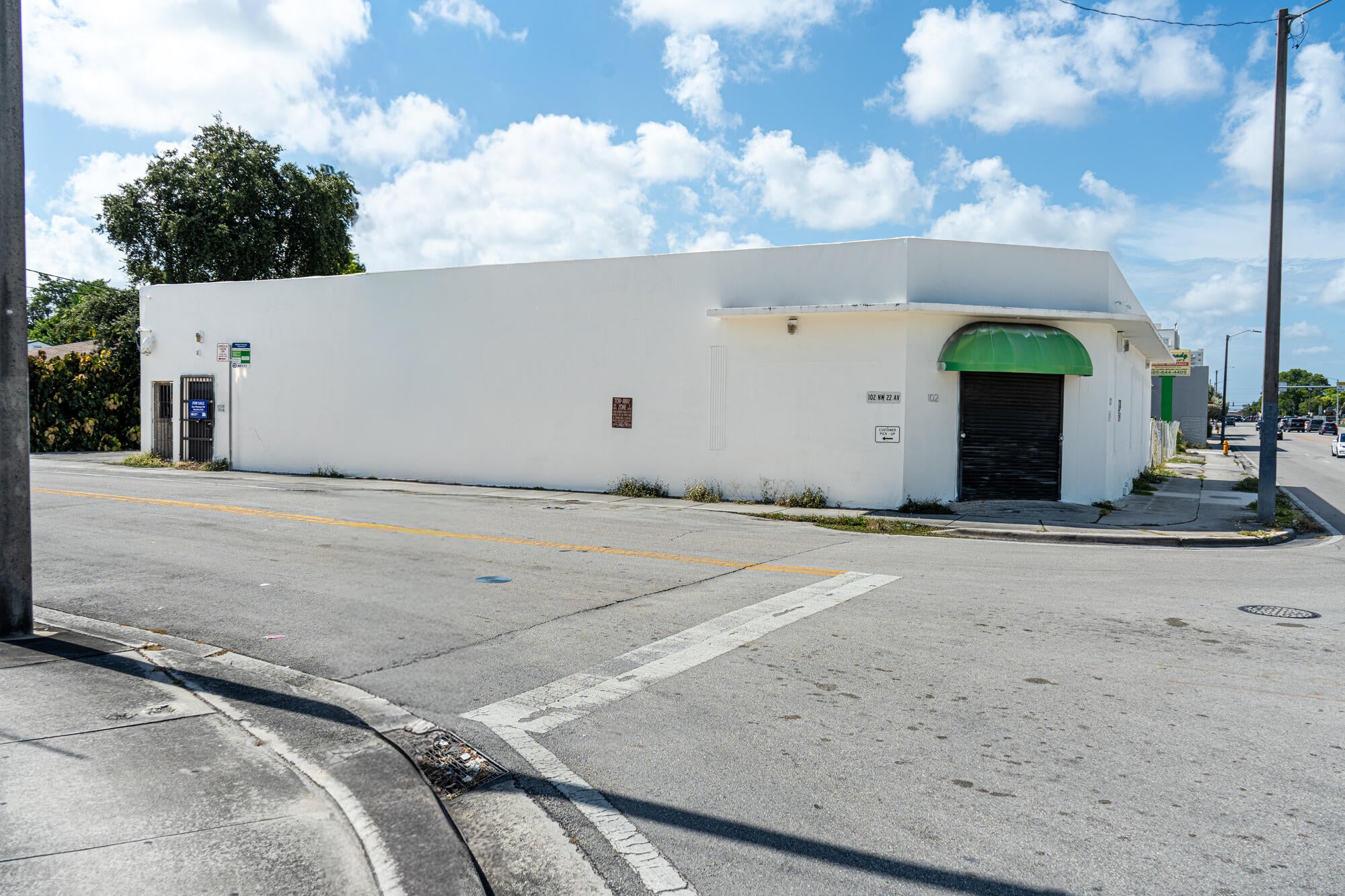 102 NW 22ND Avenue