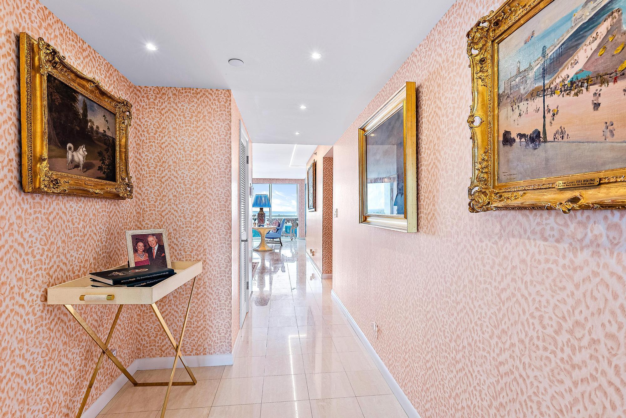 PLAZA OF THE PALM BEACHES - Residential