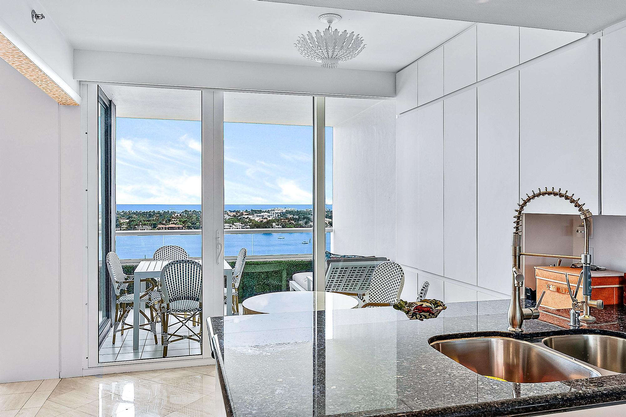 PLAZA OF THE PALM BEACHES - Residential