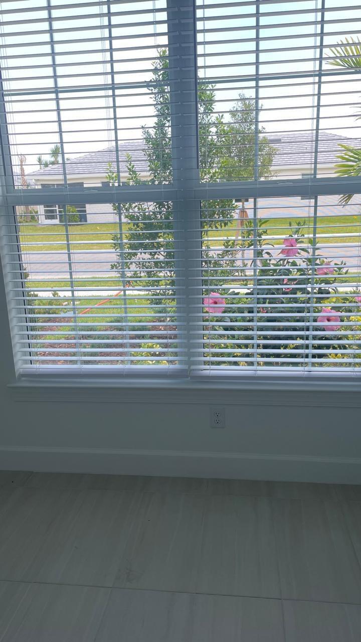 HARBOR ISLE - Residential Lease
