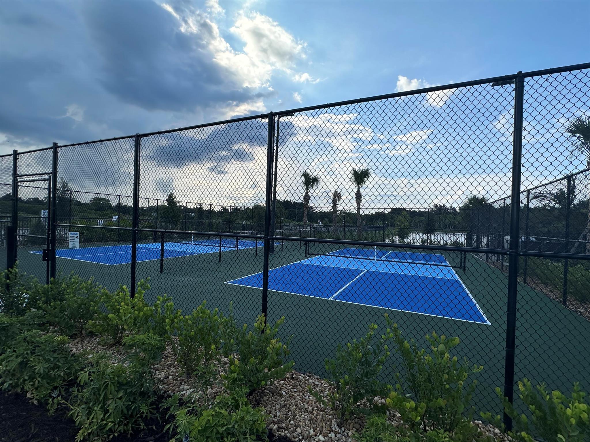 HARBOR ISLE - Residential Lease