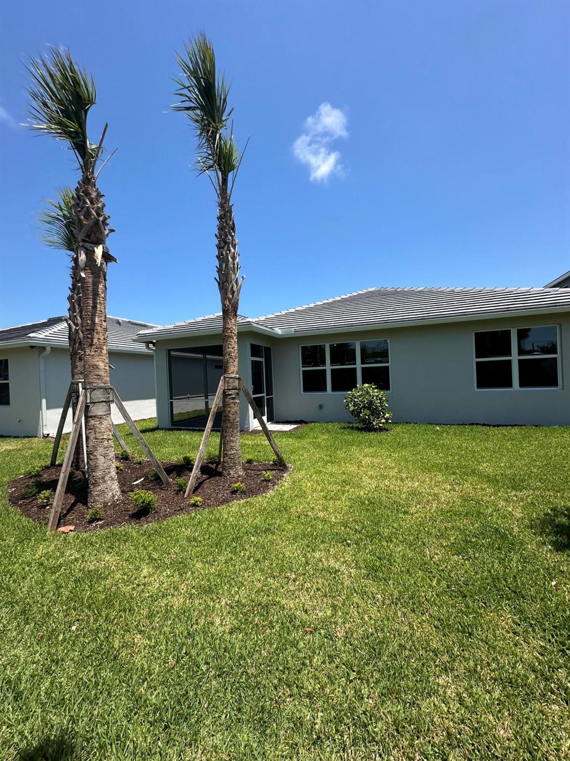 HARBOR ISLE - Residential Lease