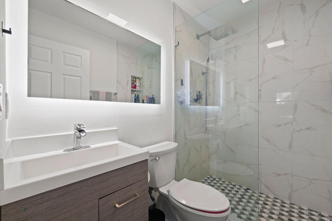 BOCA LANDINGS - Residential