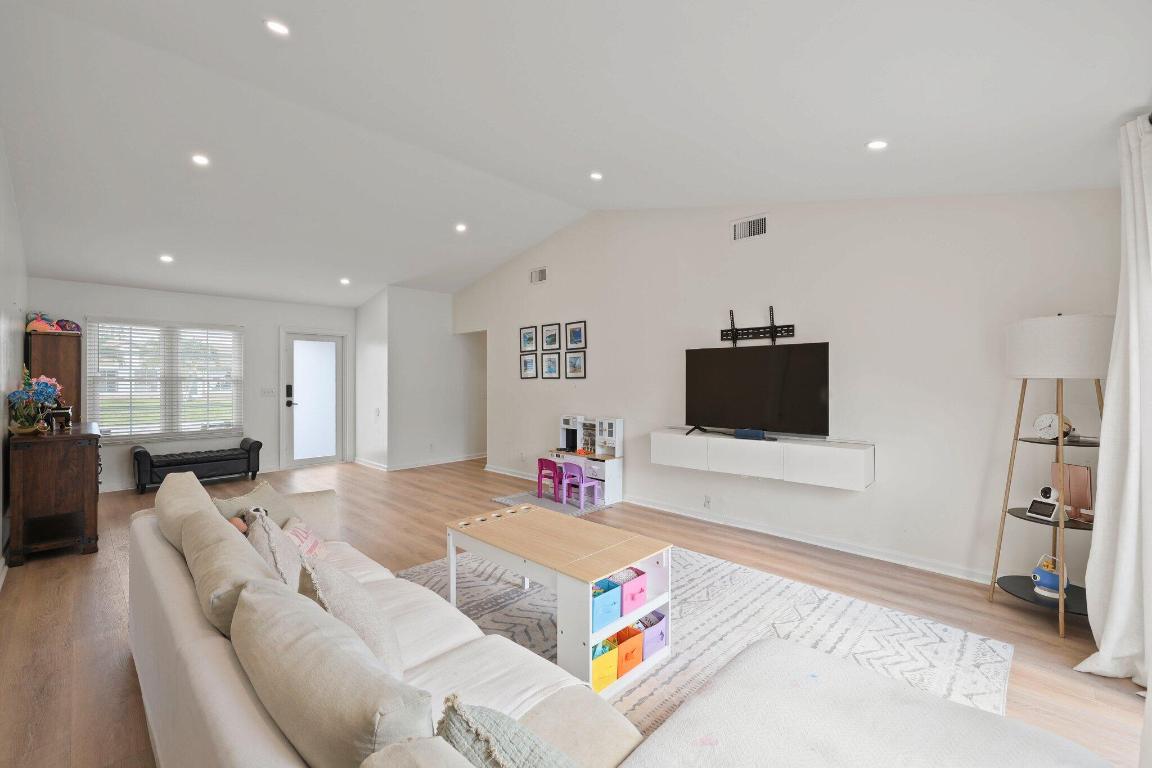 BOCA LANDINGS - Residential