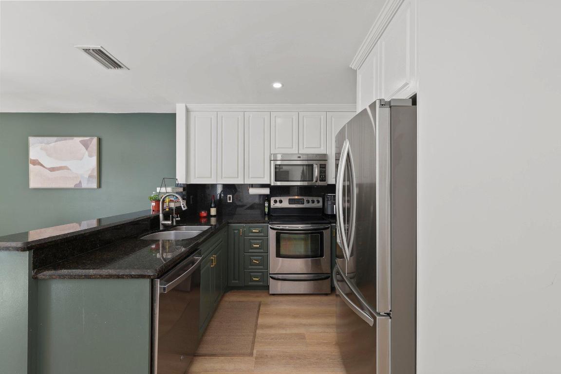 BOCA LANDINGS - Residential