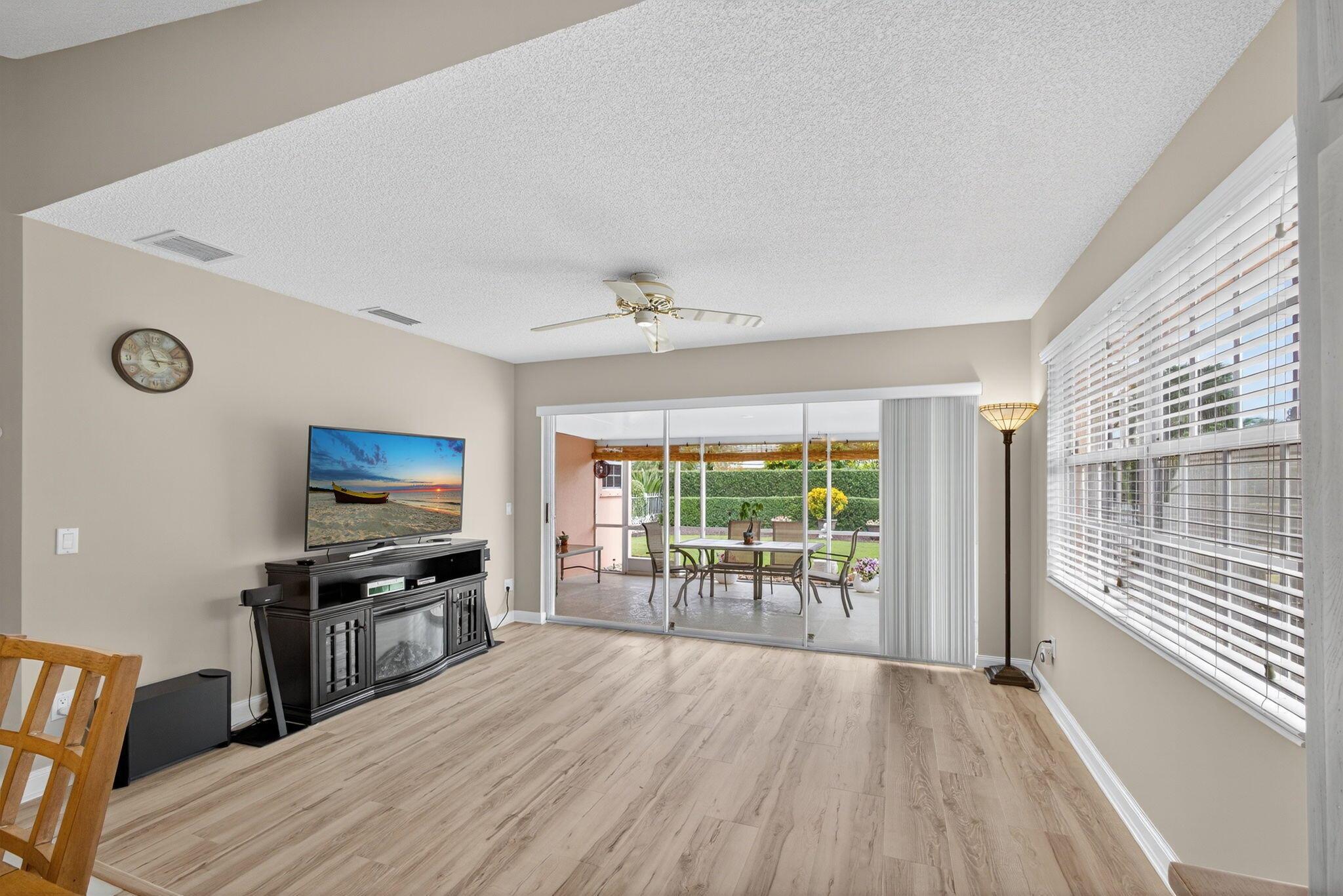 GARDEN OAKS SOUTH - Residential