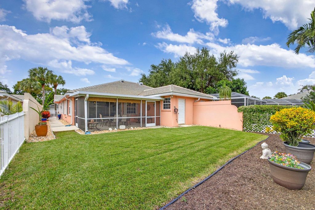 Photo of 4174 Royal Oak Drive, Palm Beach Gardens, FL 33410 (MLS # R11133093)