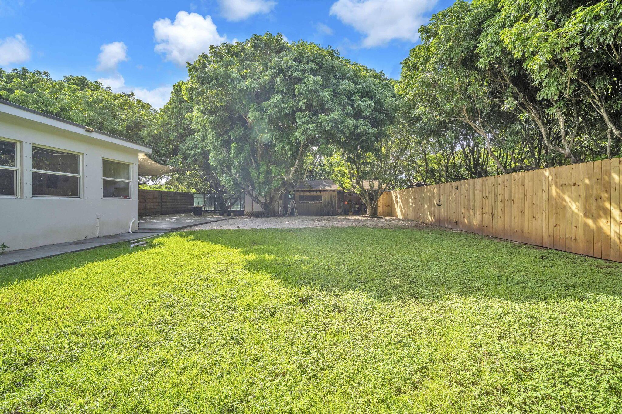 SILVER PALM ESTS PT 1 - Residential Lease