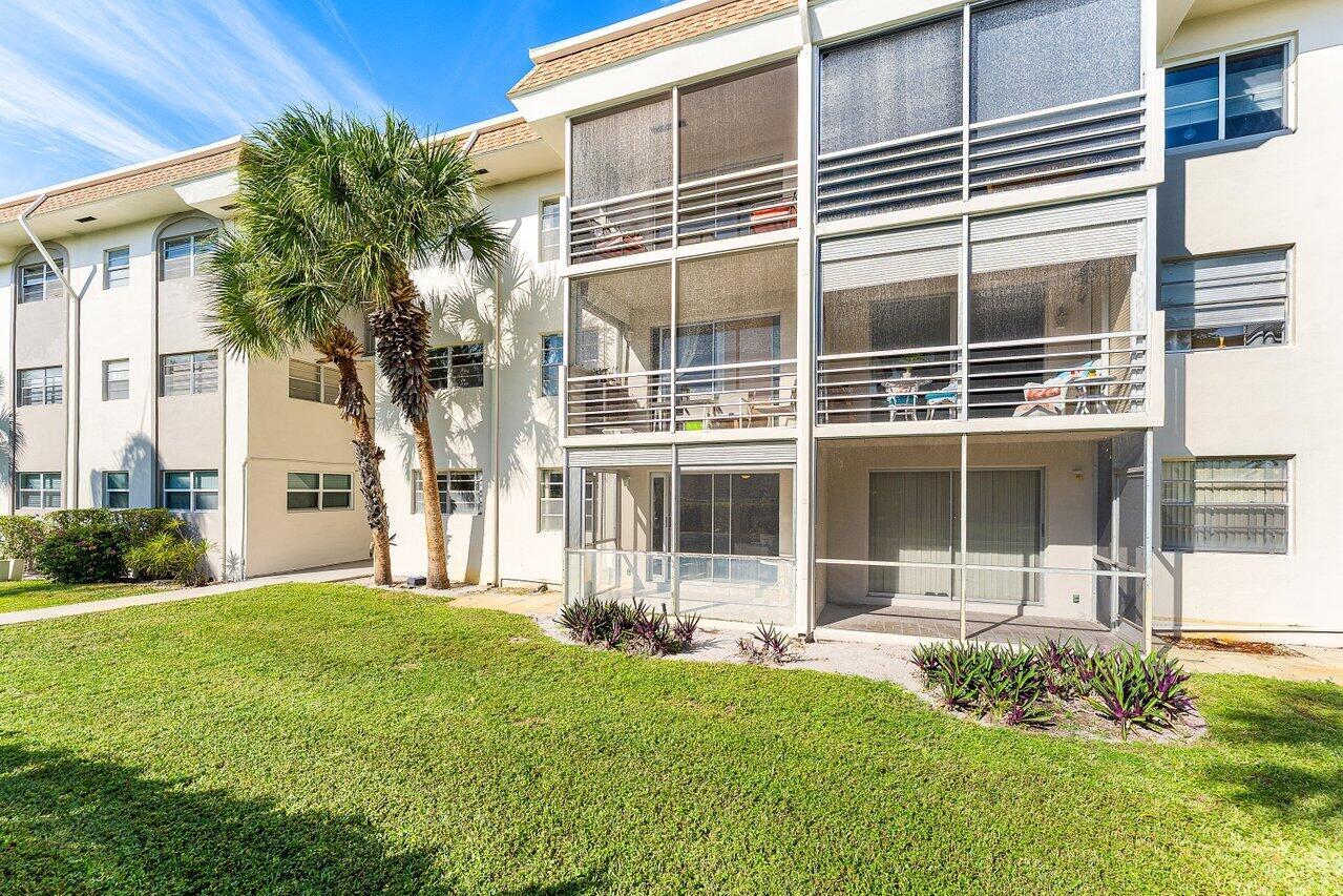 BOCA TEECA CONDOMINIUM UN - Residential