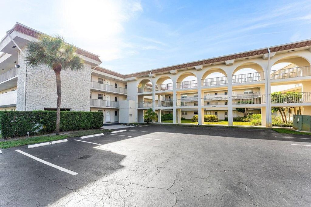 Photo of 5701 NW 2nd Avenue 105, Boca Raton, FL 33487 (MLS # R11142963)