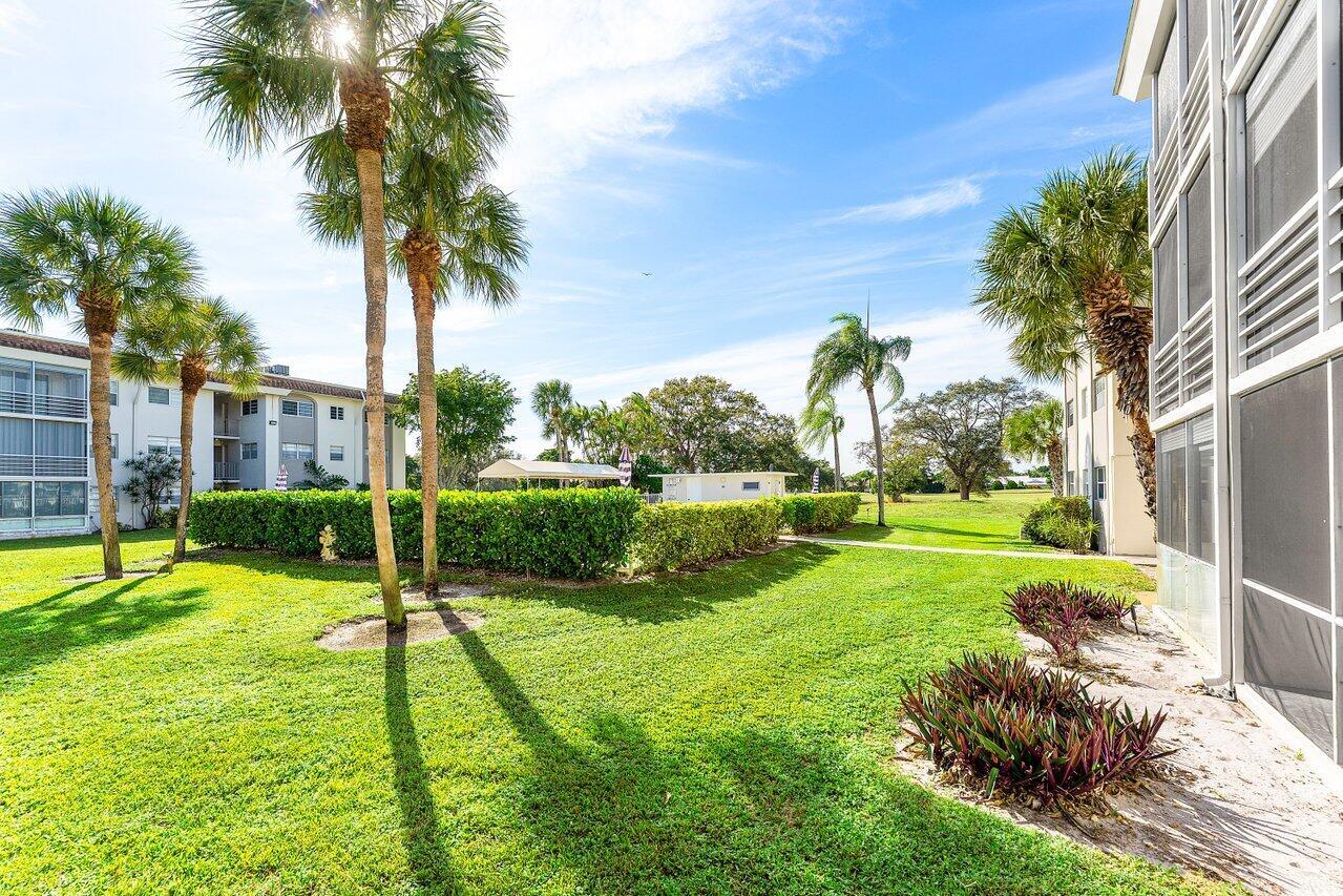 BOCA TEECA CONDOMINIUM UN - Residential