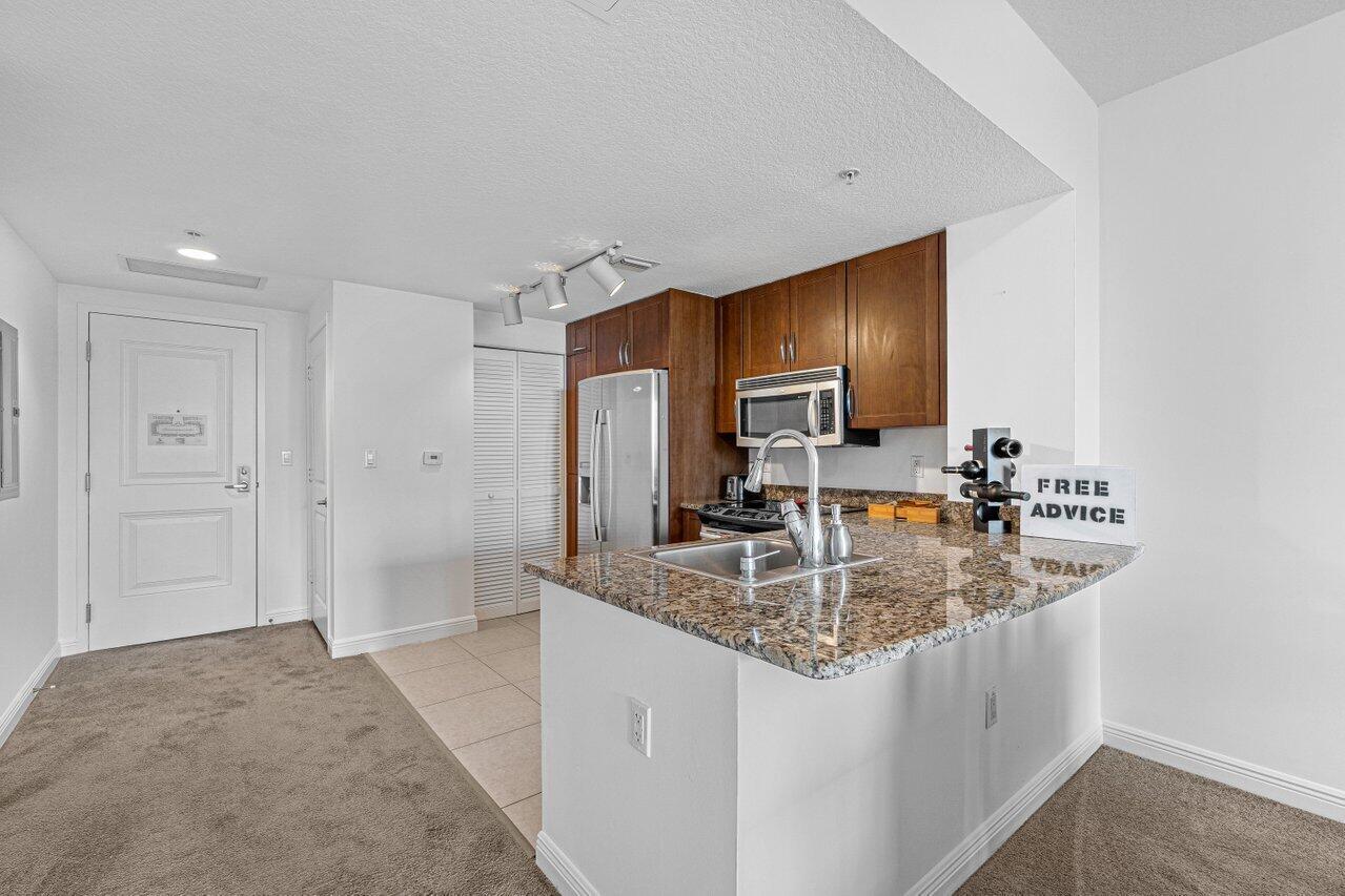 View photos, virtual tours, details... 400 N Federal Highway 413n