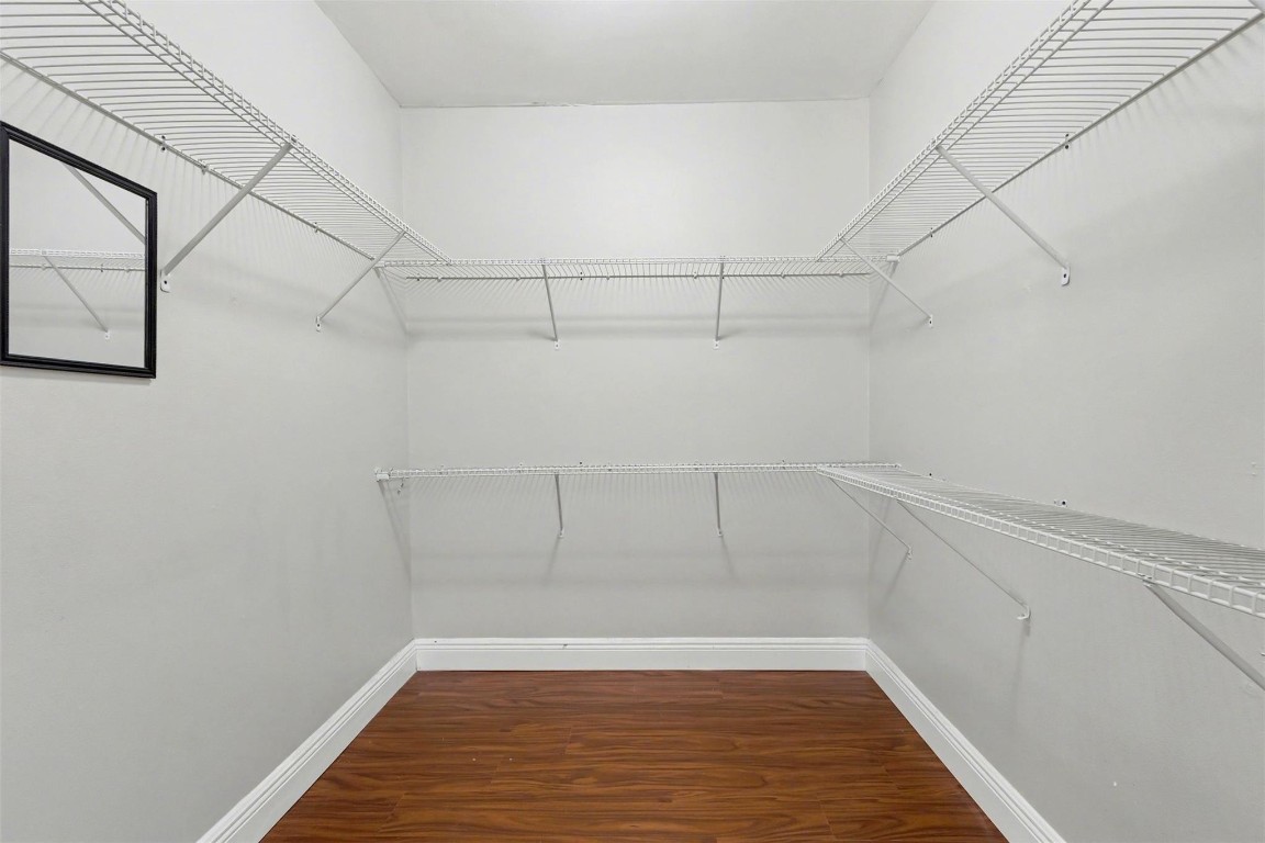 ARROWHEAD GOLF & TENNIS - Residential