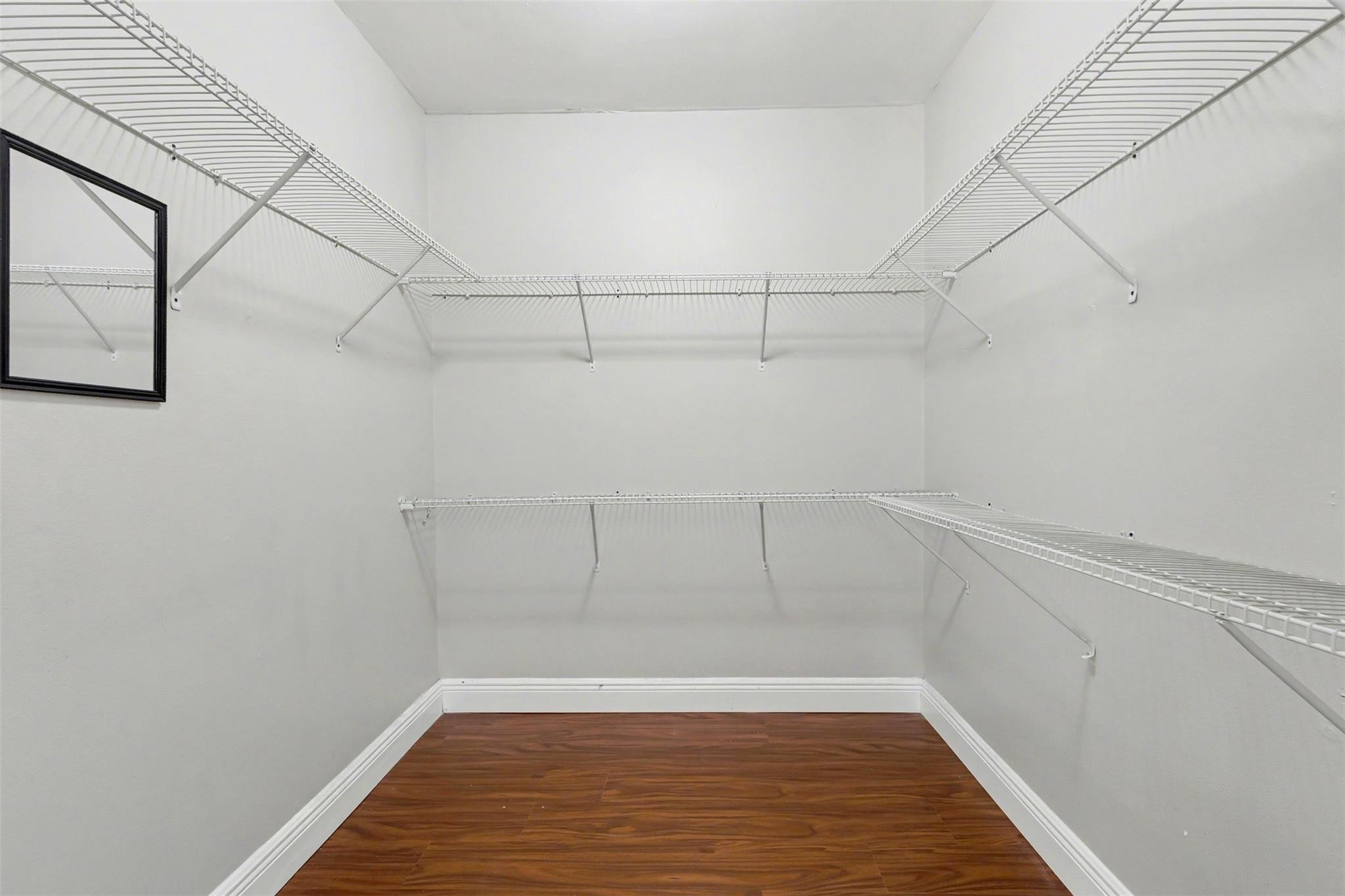 ARROWHEAD GOLF & TENNIS - Residential