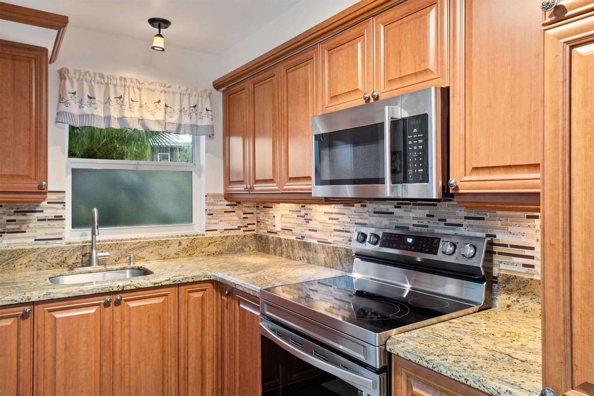 ELDORADO COUNTRY CLUB - Residential