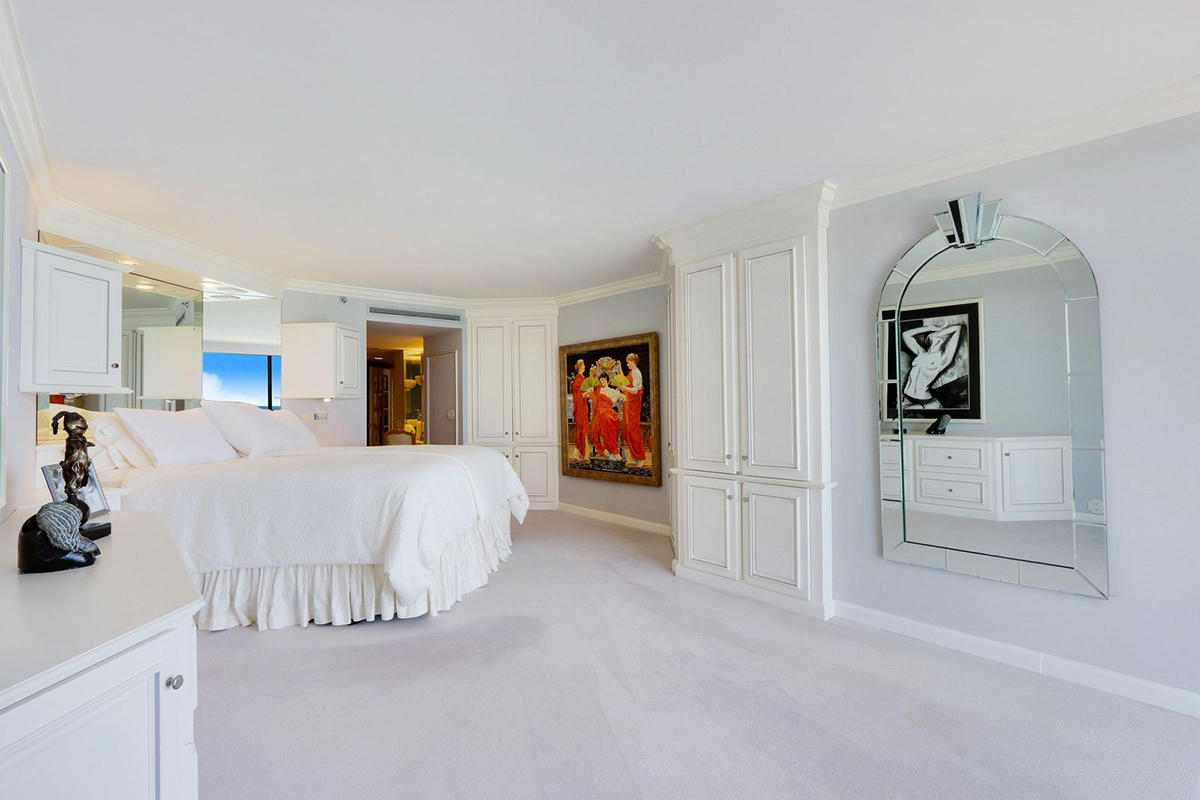 ENCLAVE OF PALM BEACH CON - Residential