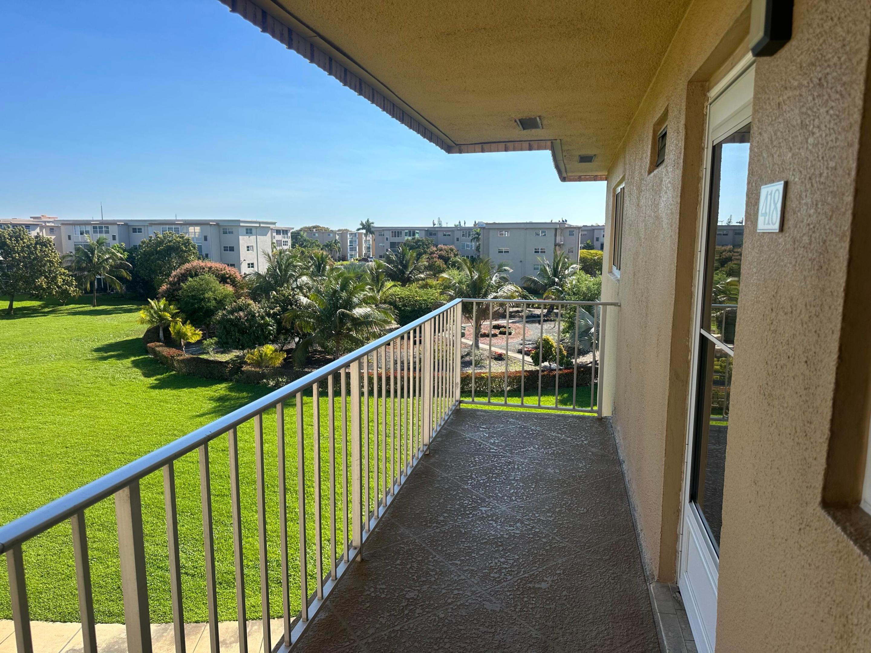 VILLAGE ROYALE ON THE GREEN - Residential Lease