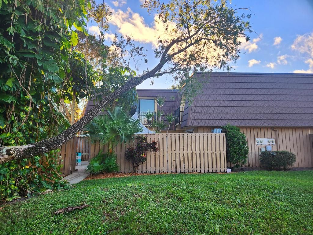 Photo of 308 3rd Court, Palm Beach Gardens, FL 33410 (MLS # R10943870)