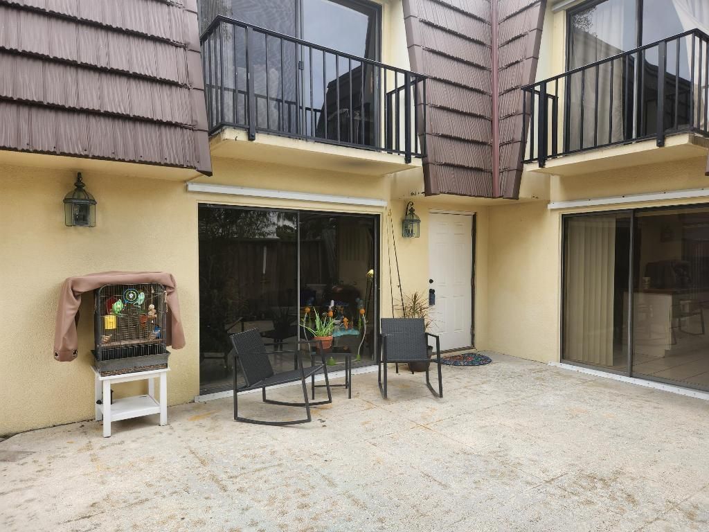 Photo of 308 3rd Court, Palm Beach Gardens, FL 33410 (MLS # R10943870)