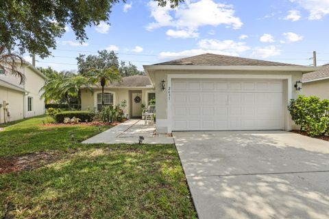 Photo of 2631 SW 12th Sq Square SW, Vero Beach, FL 32968 (MLS # B26024806)