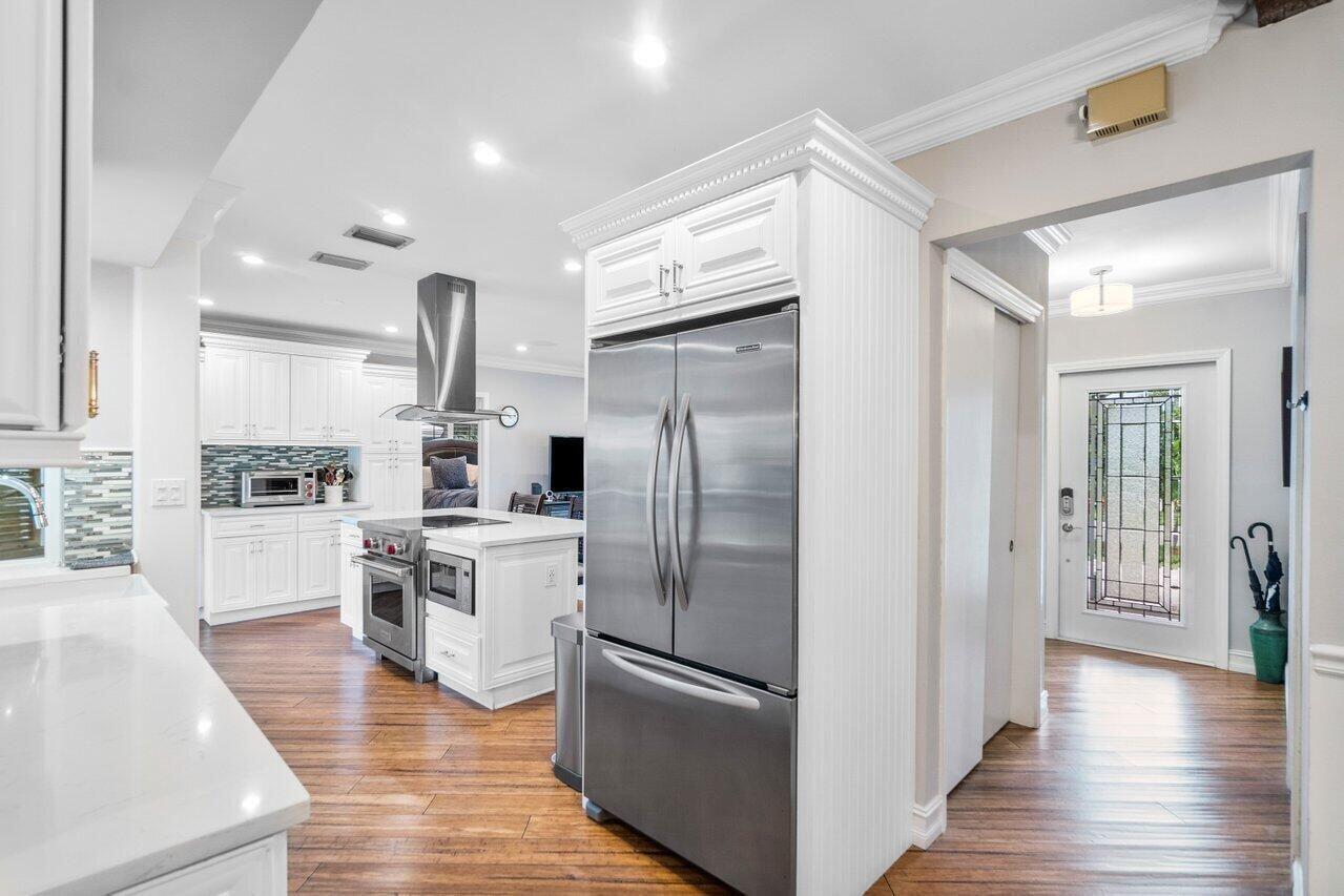 BOCA RATON SQUARE 17 - Residential Lease