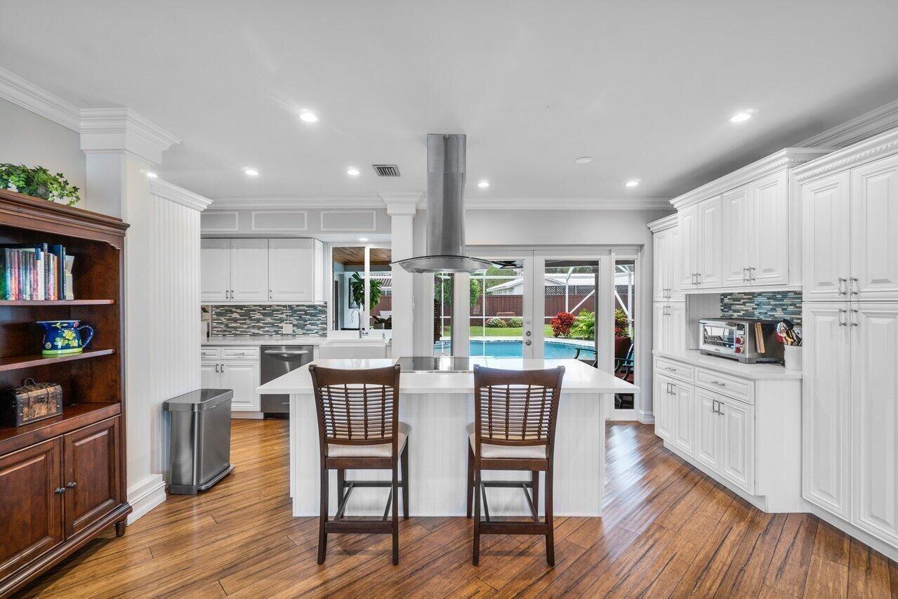 BOCA RATON SQUARE 17 - Residential Lease