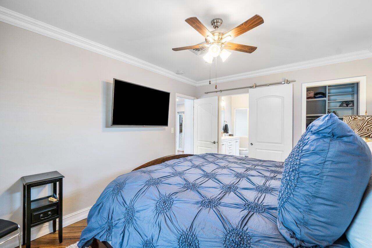 BOCA RATON SQUARE 17 - Residential Lease