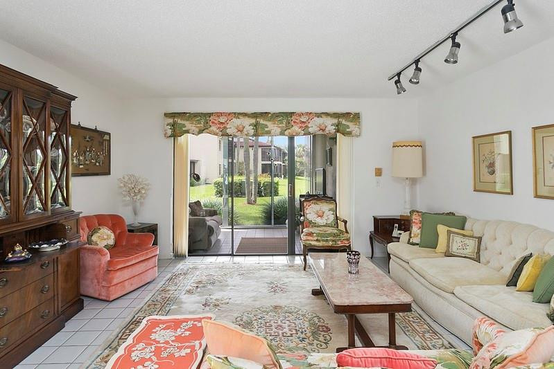 Fairways of Boca Lago - Residential