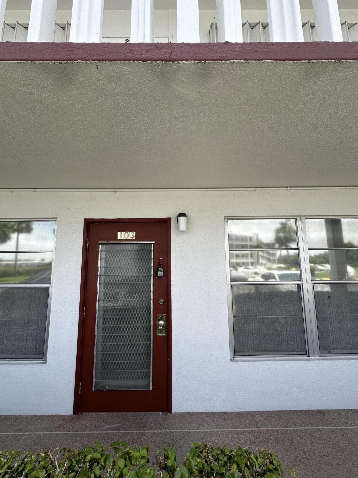 Photo 1 of 11 — 103 Greenbrier C, West Palm Beach, FL 33417