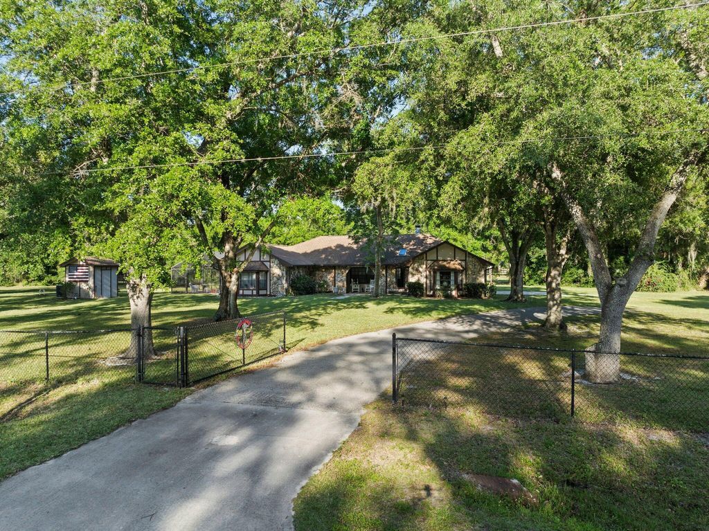 Photo of 6045 Whipoorwill Lane, Fort Pierce, FL 34987 (MLS # R11079341)