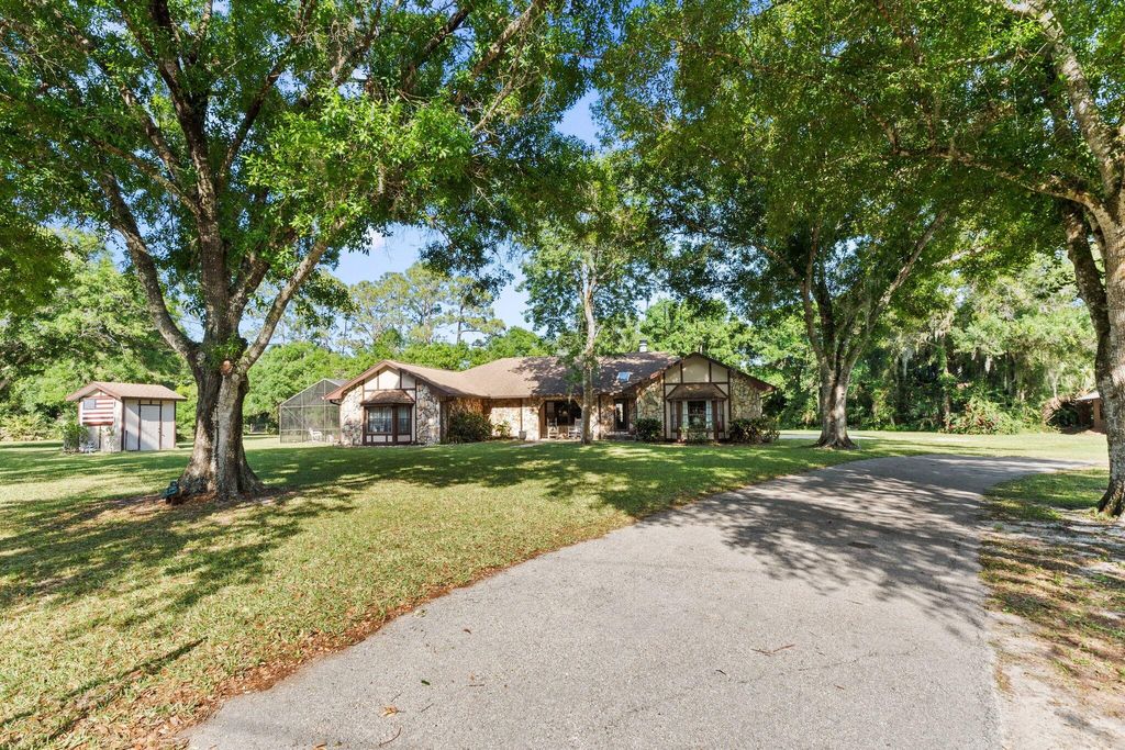 Photo of 6045 Whipoorwill Lane, Fort Pierce, FL 34987 (MLS # R11079341)