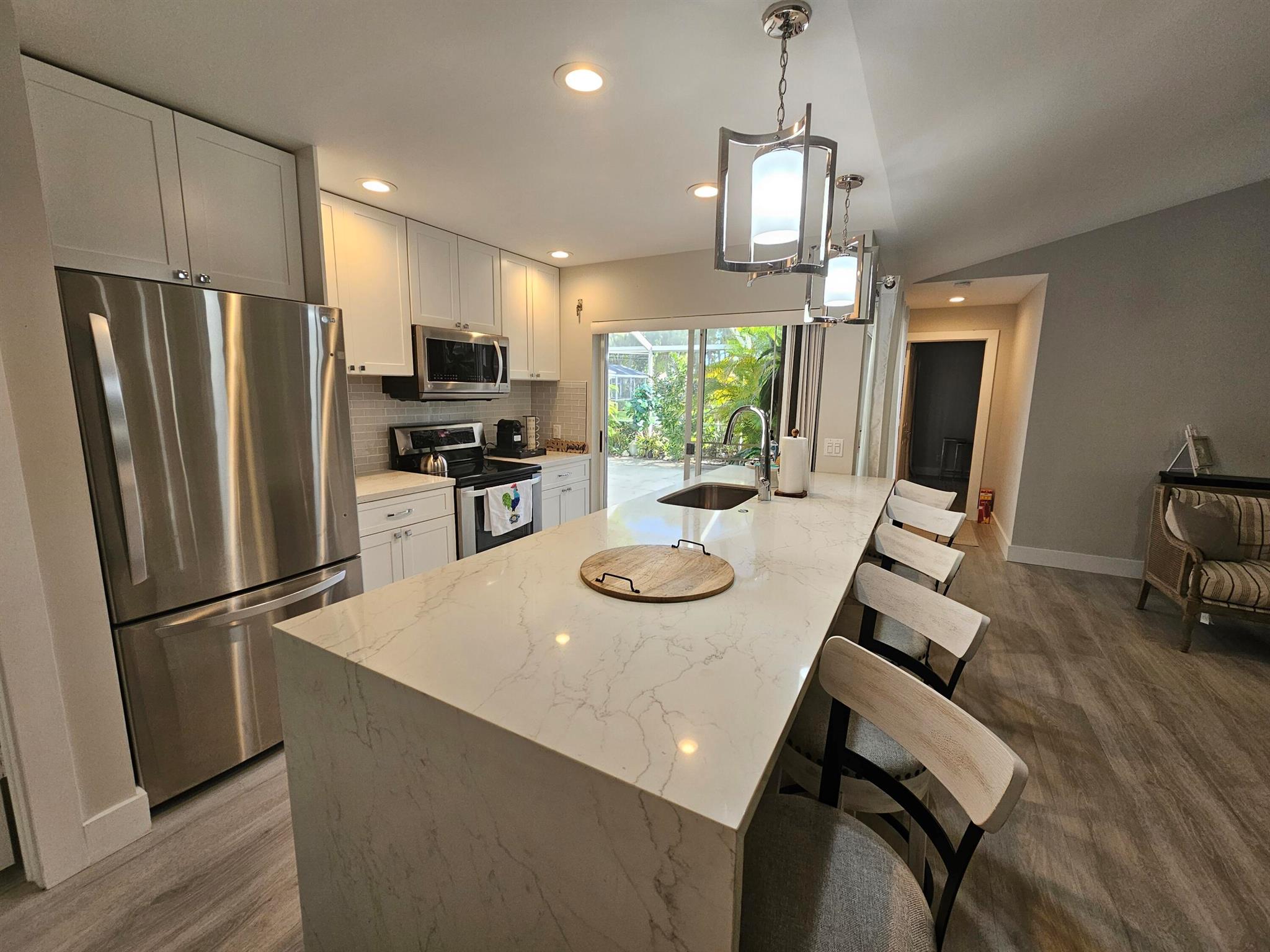 LAKE CATHERINE - Residential