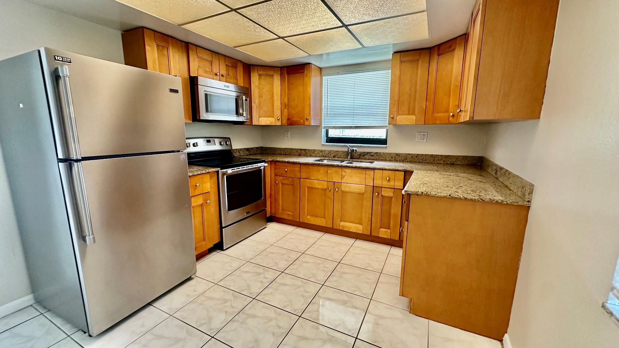 This bright and spacious 1-bedroom, 1-bathroom unit is located in a triplex with tile flooring throughout. Nice kitchen with an area for a small breakfast table. This small complex features a swimming pool and an on-site laundry room. Tenants are responsible for paying all utilities, including water. Agents, please see broker remarks. No pets allowed. Parking for one car only.