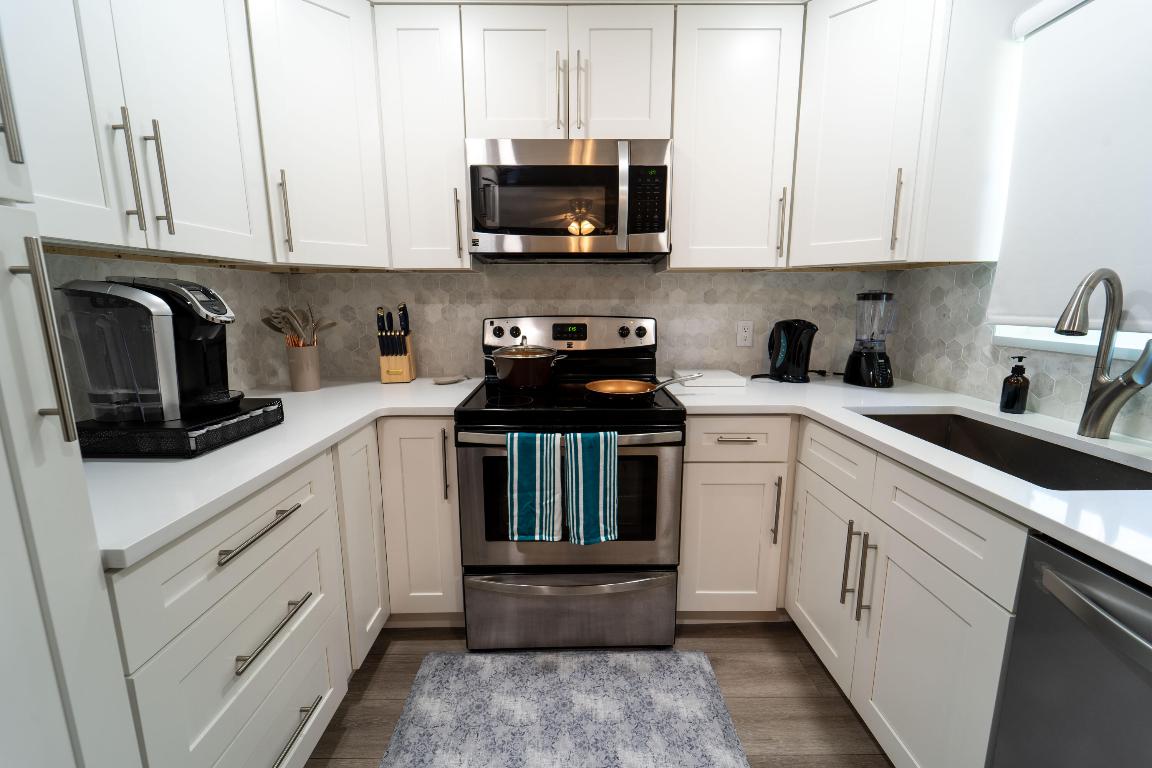 THORBURY HEIGHTS - Residential