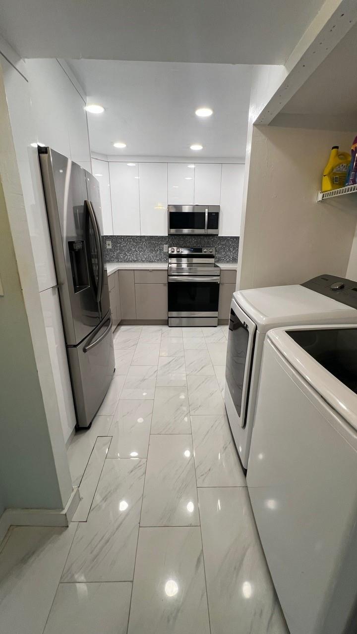 CHANTILLY CONDOMINIUM - Residential