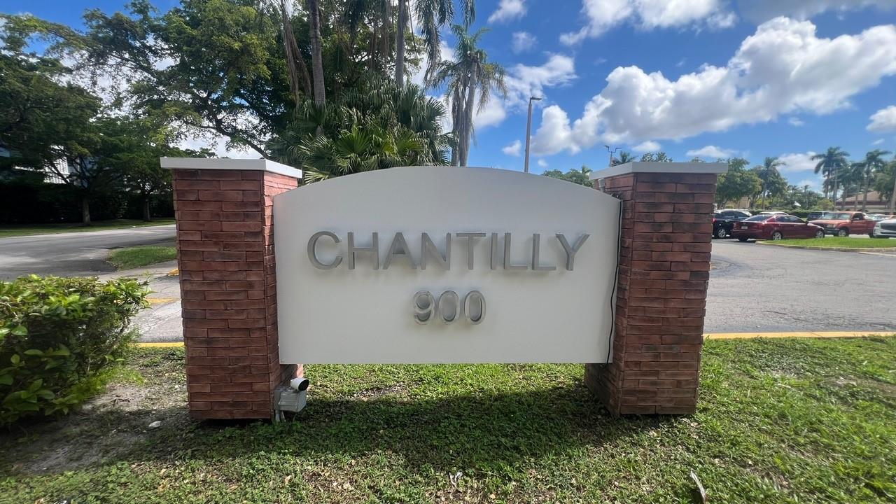 CHANTILLY CONDOMINIUM - Residential