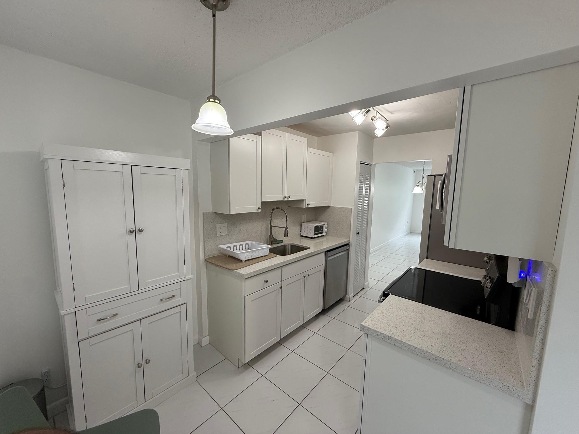 8405 NW 61st St D208