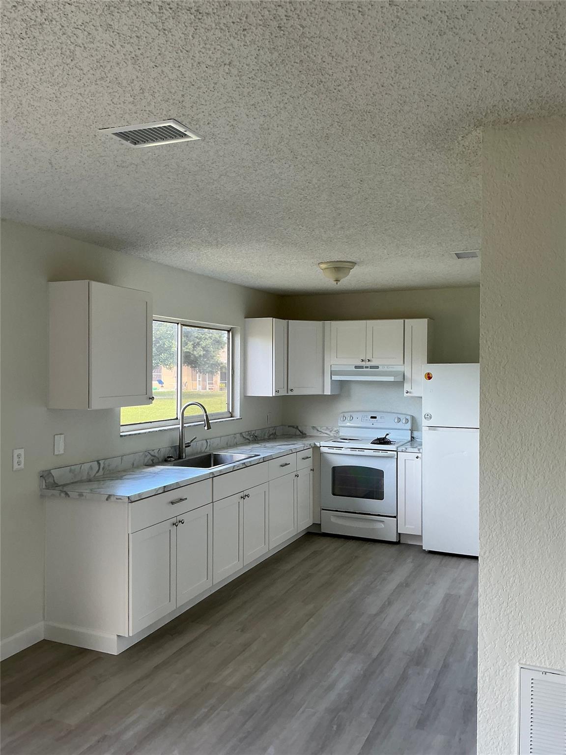 Port St Lucie Sec 40 - Residential Lease