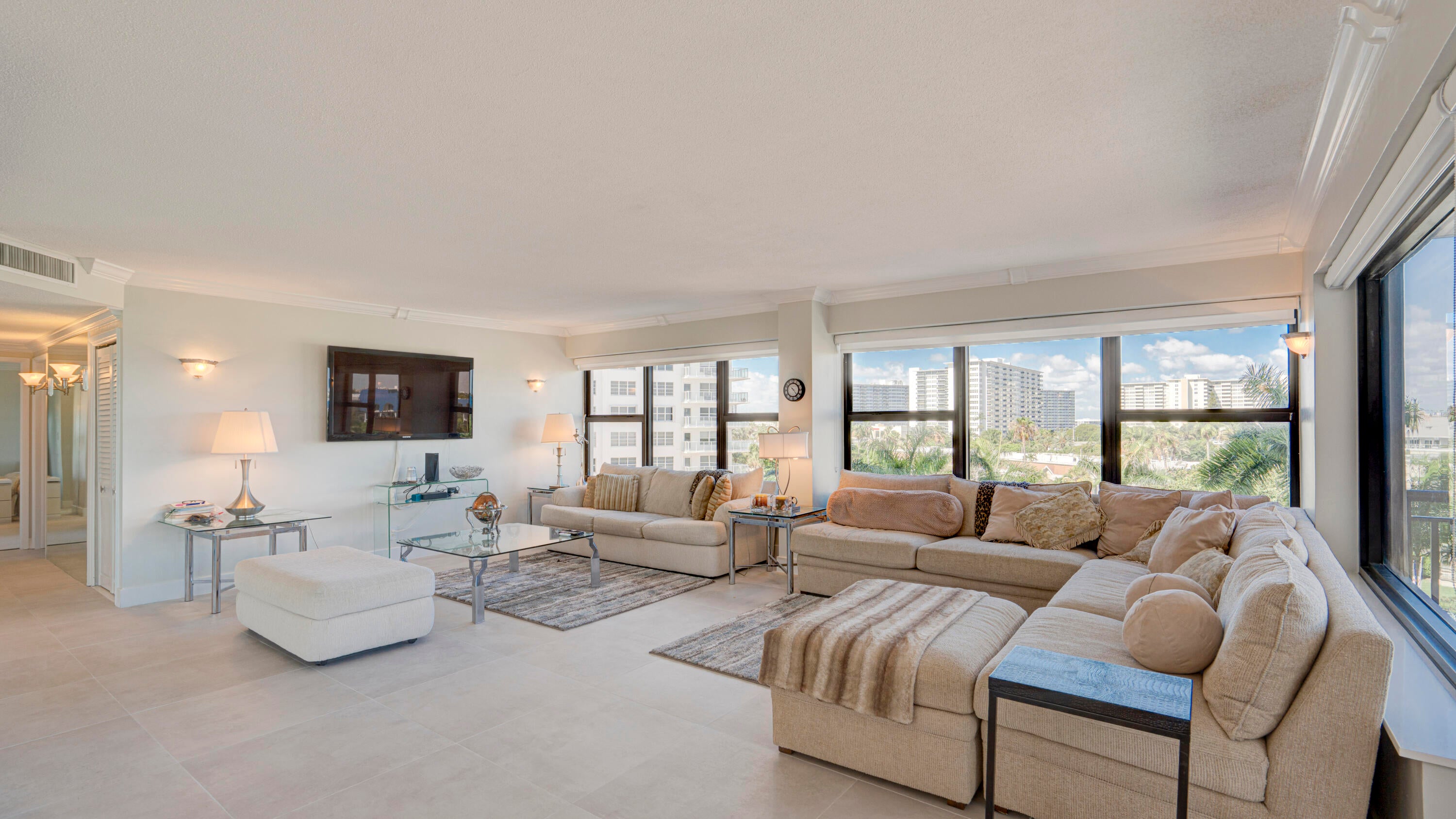 3800 Galt Ocean Drive 515