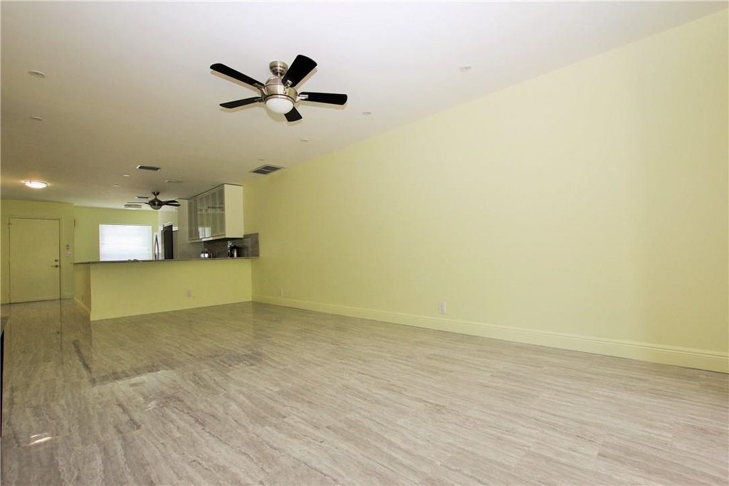 Photo of 20844 Vinesta Circle #20844, Boca Raton, FL 33433 (MLS # F10498051)